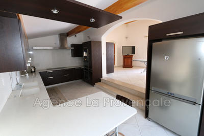 Maison - 236 m² - 7 pièces