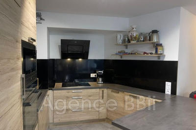 Appartement - 77 m² - 4 pièces