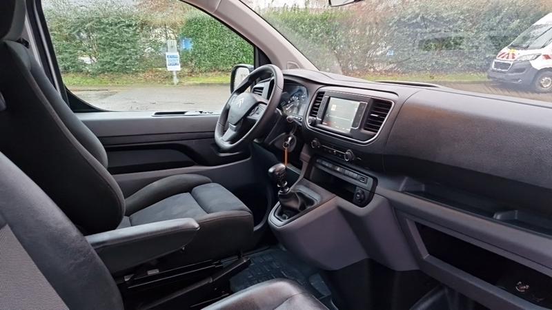 Citroën Jumpy Fourgon m bluehdi 120 ss bvm6 driver 300 nm