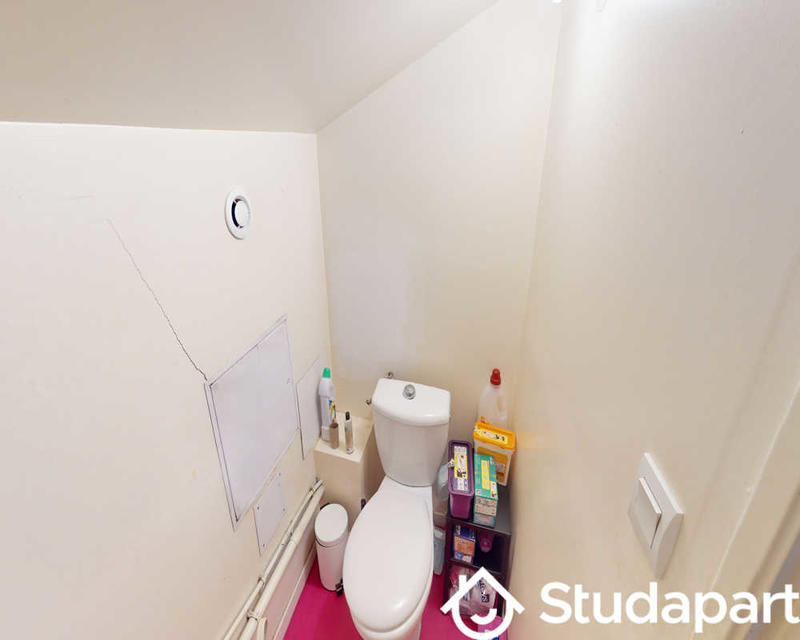 Chambre - 100 m² - 1 pièce