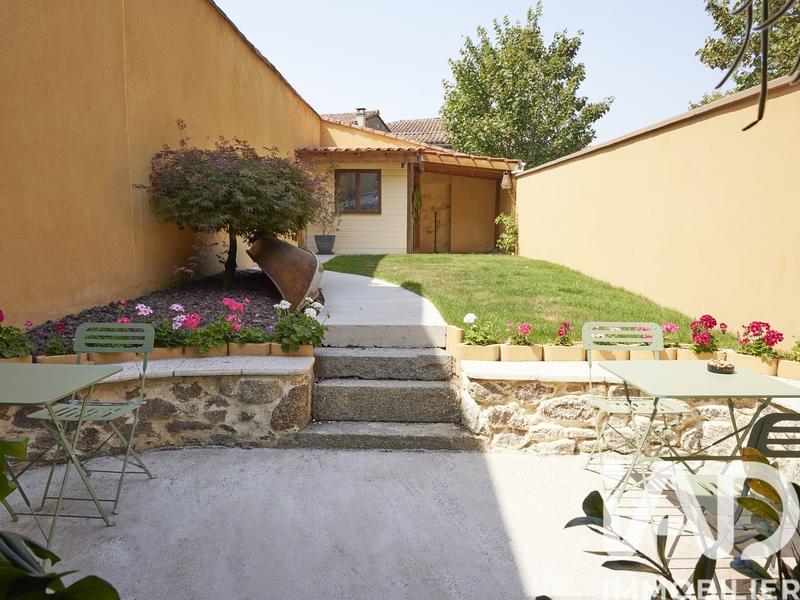 Maison - 180 m² - 7 pièces