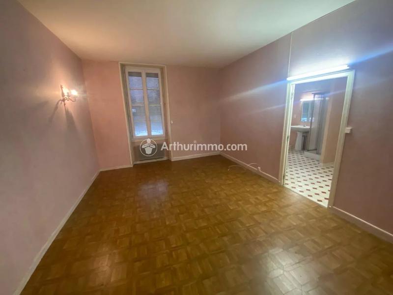 Immeuble - 146 m² - 6 pièces