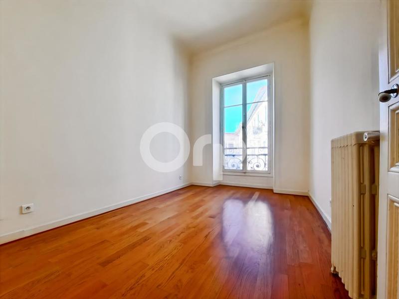 Appartement - 170 m² - 6 pièces