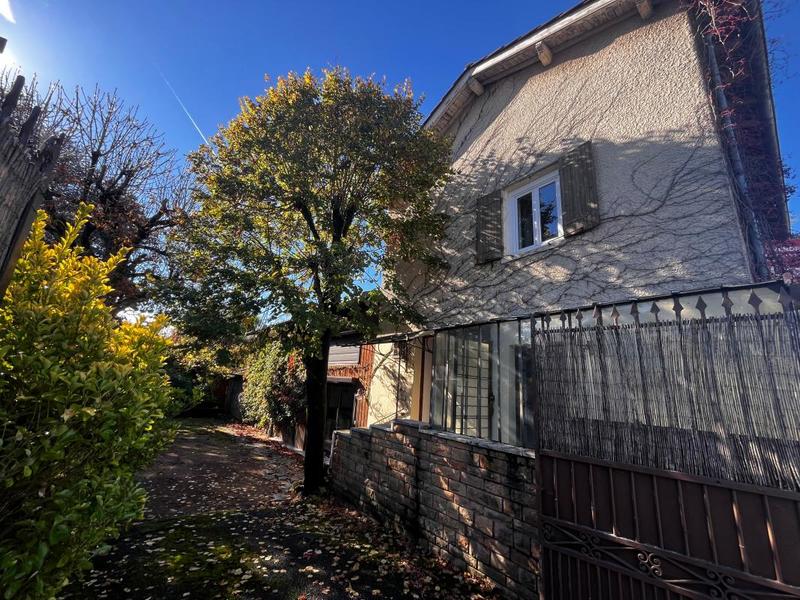 Maison - 182 m² - 6 pièces