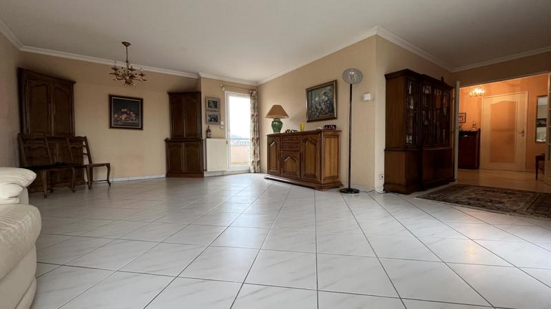 Appartement - 133 m² - 5 pièces