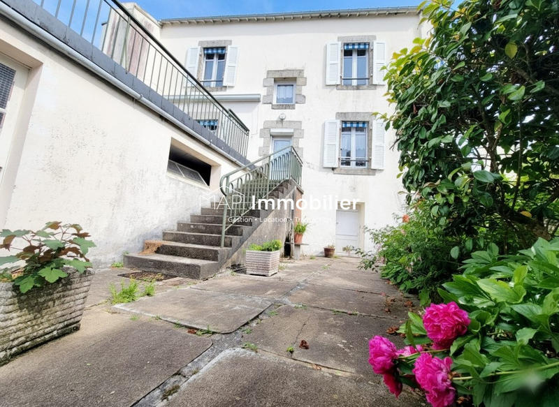 Maison ancienne - 164 m² - 6 pièces