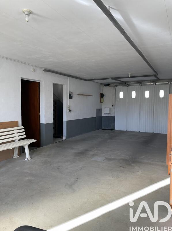 Maison - 93 m² - 5 pièces