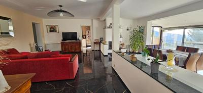 Maison - 143 m² - 6 pièces