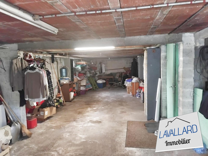 Maison - 159 m² - 8 pièces