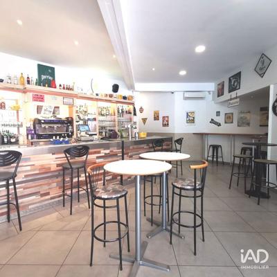 Local commercial - 209 m²