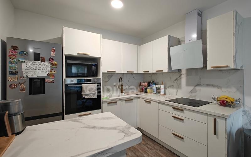 Maison - 104 m² - 6 pièces