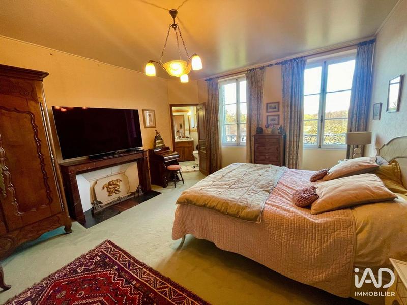 Château - 306 m² - 10 pièces