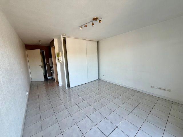 Studio - 23 m² - 1 pièce