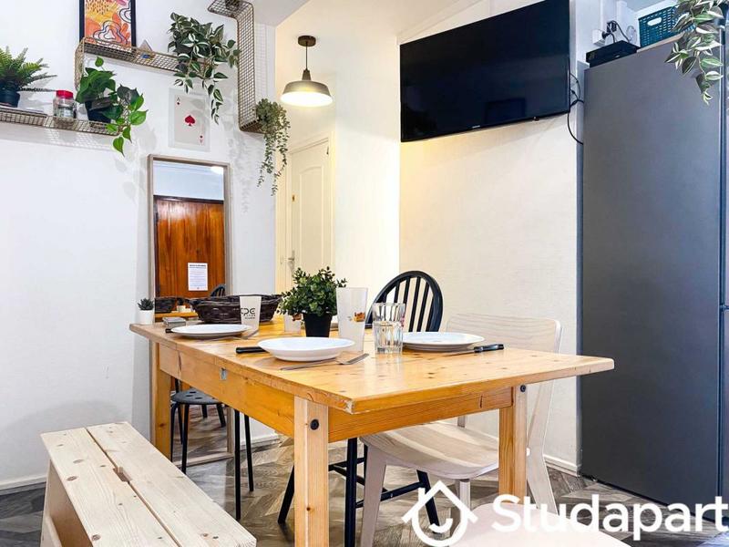 Appartement - 64 m² - 1 pièce