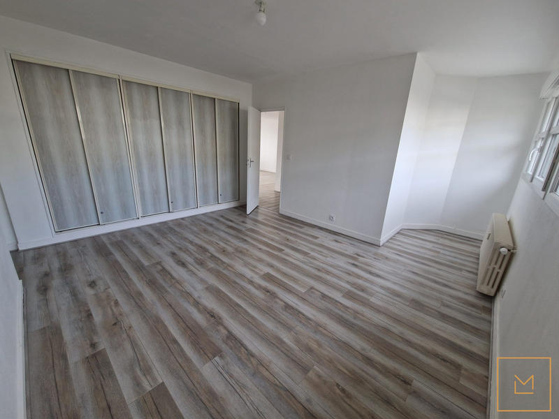 Appartement - 81 m² - 3 pièces