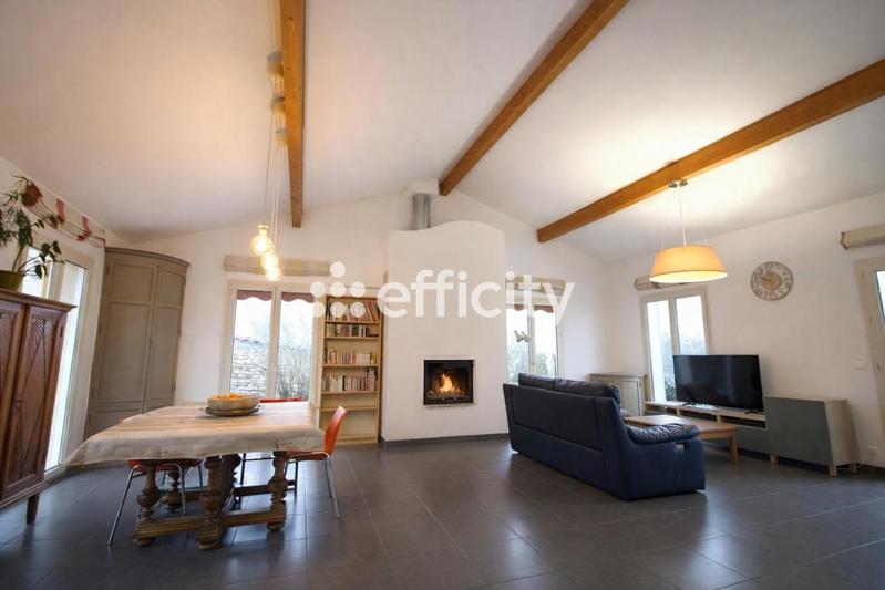 Villa - 146 m² - 8 pièces