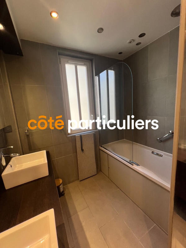 Appartement - 84 m² - 4 pièces