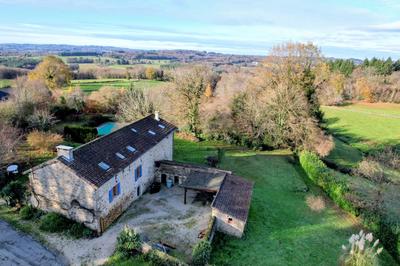 Maison ancienne - 160 m² - 7 pièces