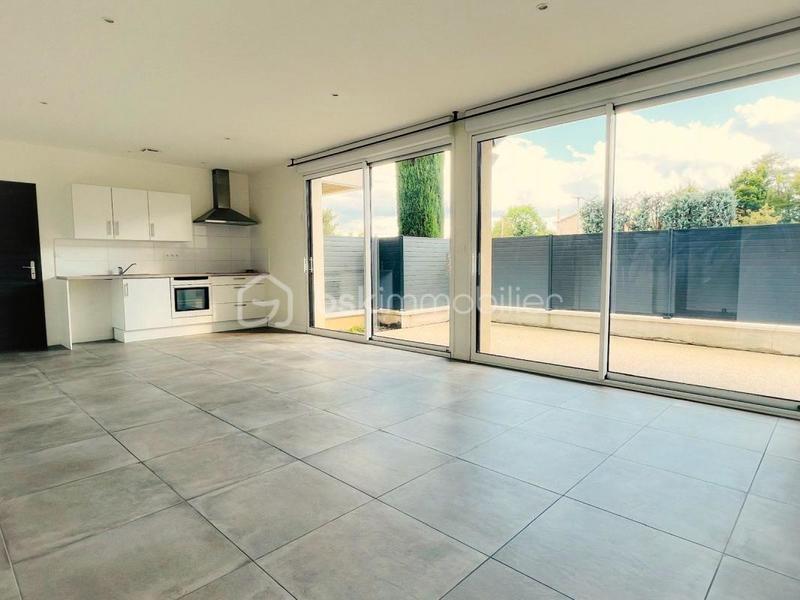 Appartement - 97 m² - 4 pièces