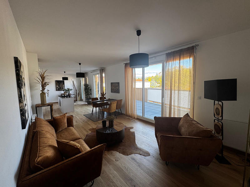 Appartement - 107 m² - 4 pièces