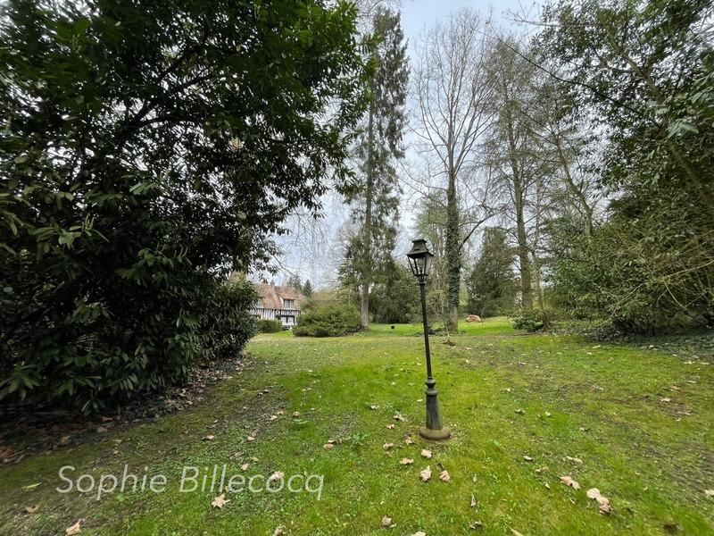 Propriété - 284 m² - 10 pièces