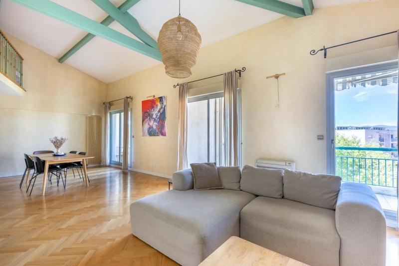 Duplex - 149 m² - 4 pièces