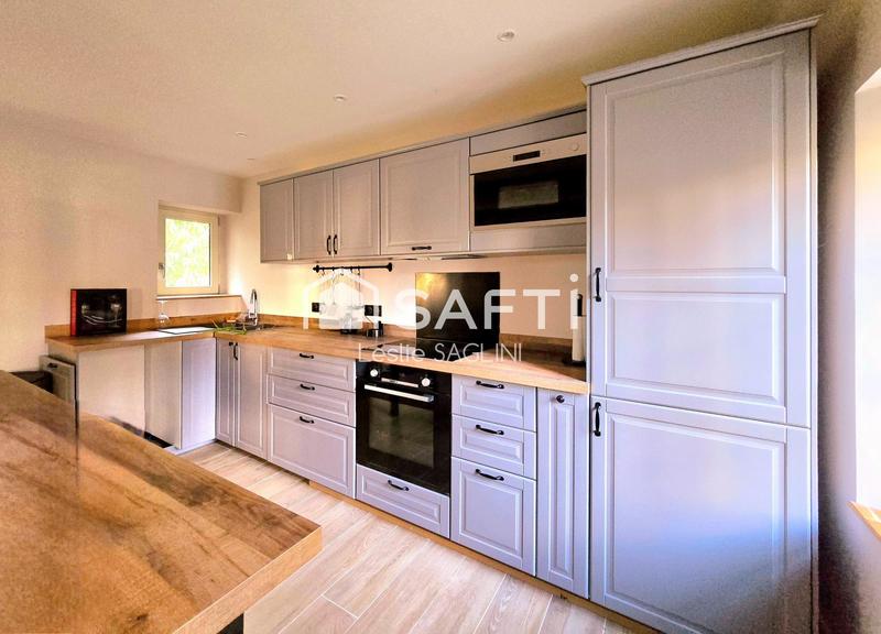 Maison - 168 m² - 5 pièces