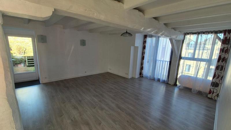 Maison - 104 m² - 4 pièces