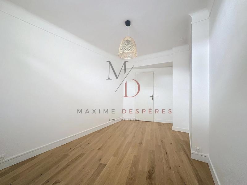 Appartement - 103 m² - 5 pièces