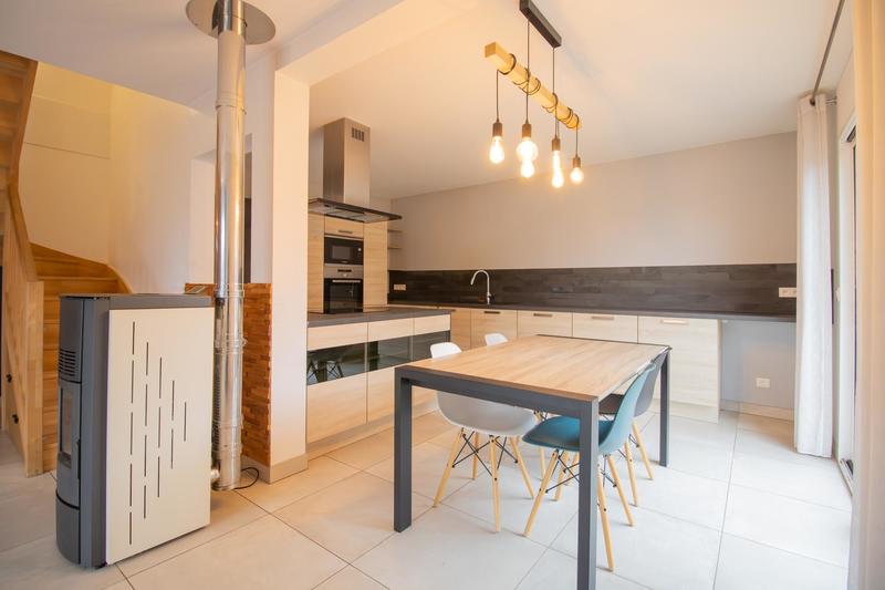 Maison - 100 m² - 4 pièces