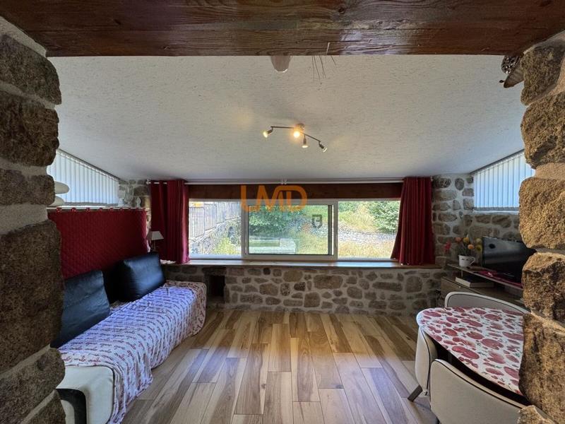 Maison en pierre - 44 m² - 2 pièces