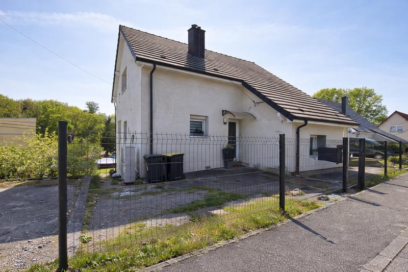 Maison - 106 m² - 6 pièces