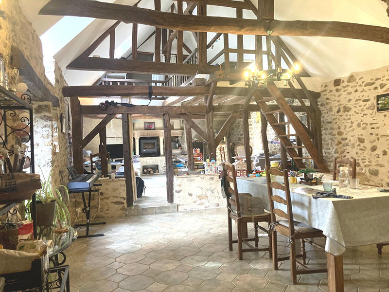 Maison - 200 m² - 5 pièces