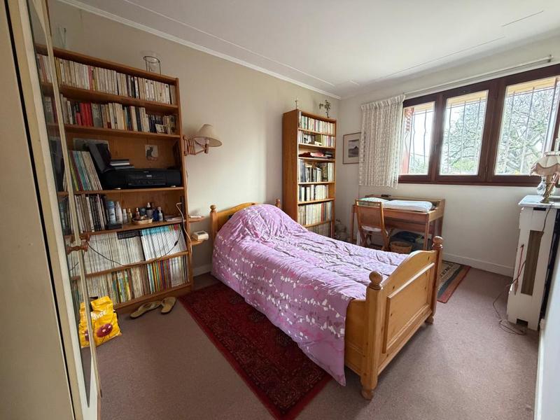 Maison - 77 m² - 5 pièces