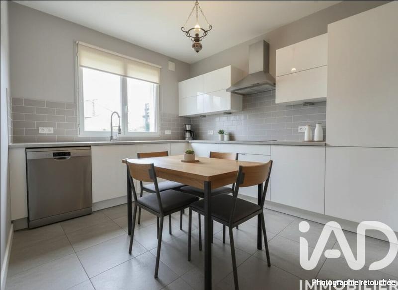 Maison - 91 m² - 5 pièces