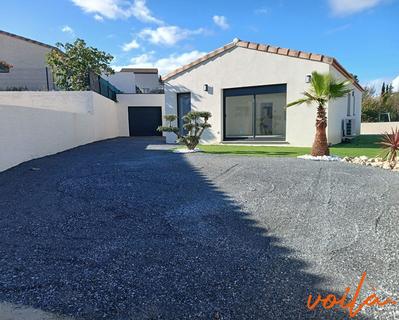 Maison - 99 m² - 4 pièces