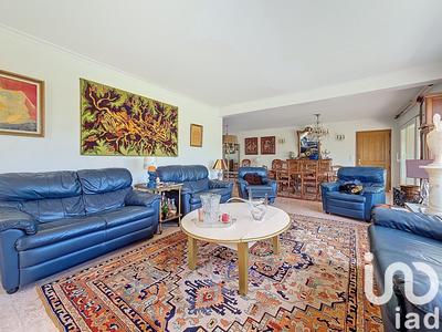 Maison - 204 m² - 7 pièces