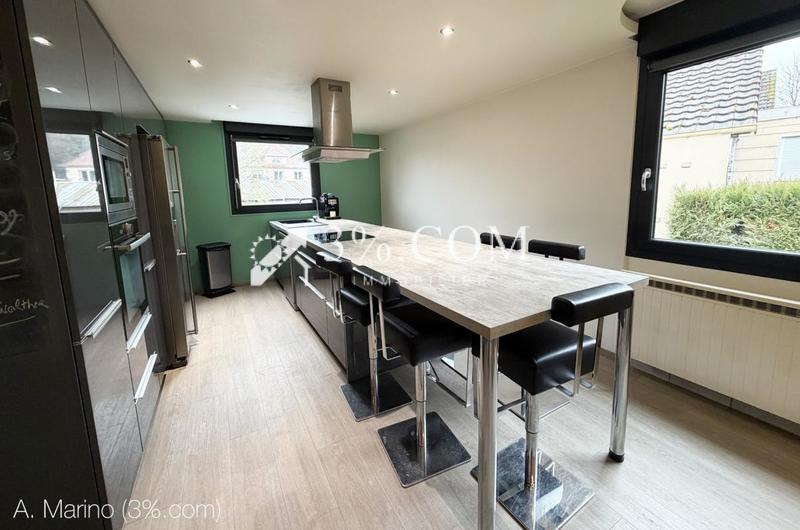 Maison - 101 m² - 5 pièces