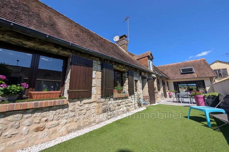 Maison de village - 111 m² - 6 pièces