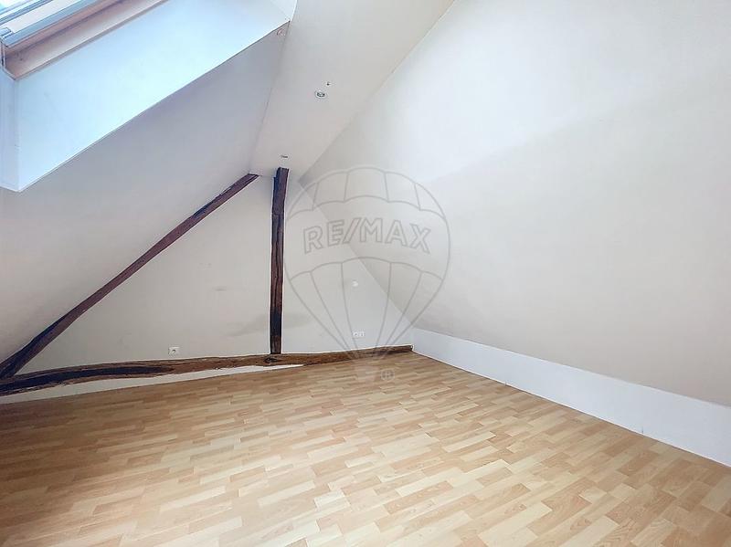 Maison - 89 m² - 5 pièces