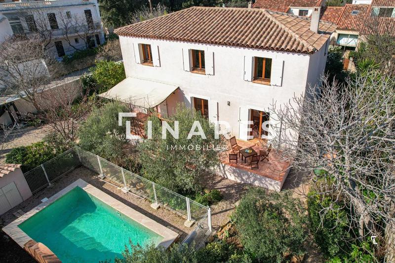 Maison - 162 m² - 6 pièces