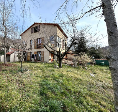 Maison - 133 m² - 6 pièces