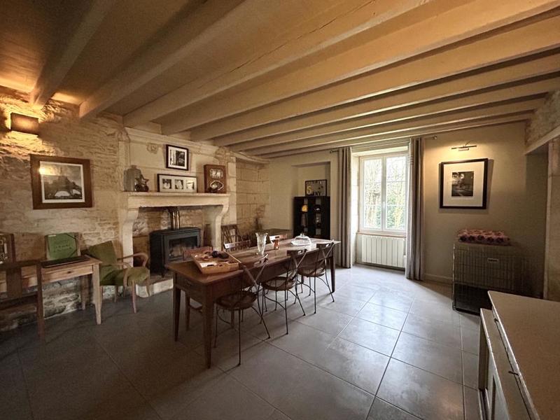 Maison - 175 m² - 8 pièces