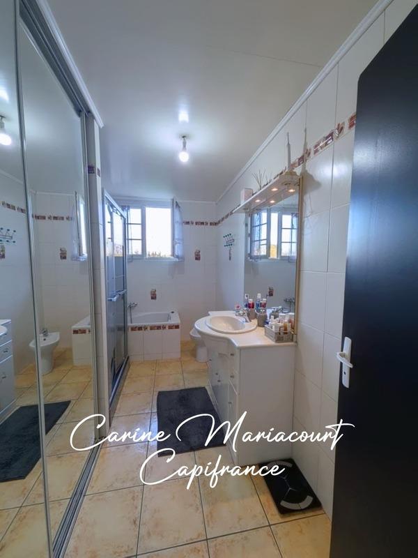 Maison - 153 m² - 7 pièces