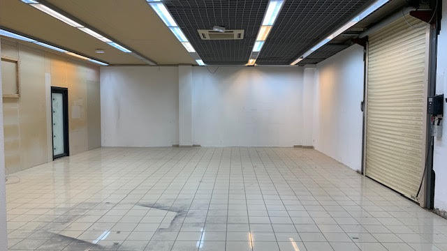 Local commercial - 472 m²