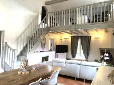 Maison - 146 m² - 7 pièces