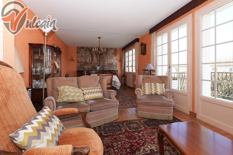 Maison - 121 m² - 5 pièces