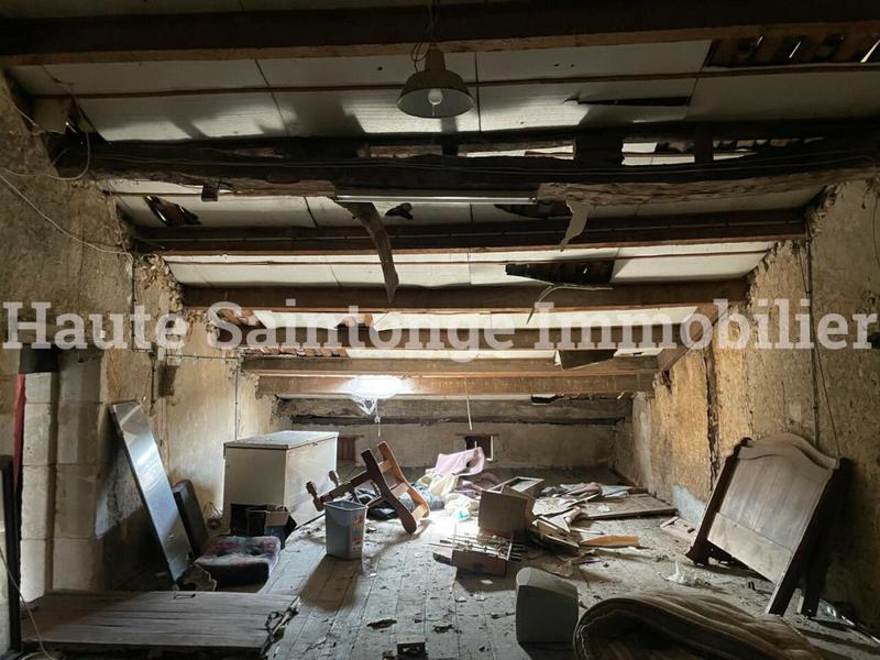 Maison de village - 143 m² - 5 pièces