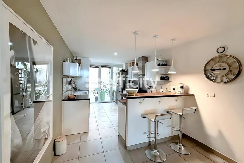 Appartement - 89 m² - 3 pièces