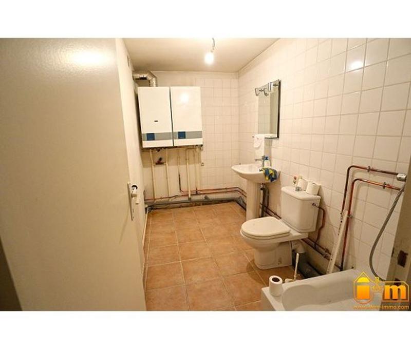 Maison de village - 250 m² - 11 pièces